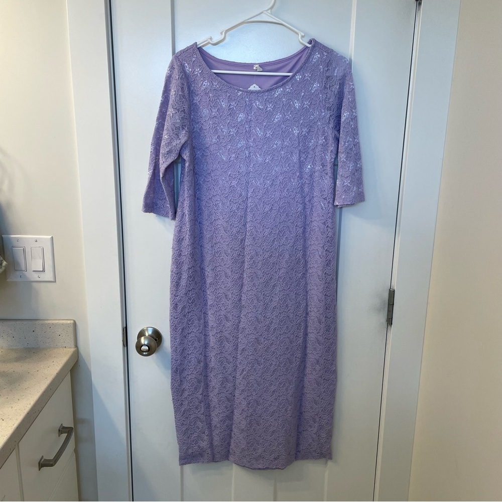 Lace Maternity Dress